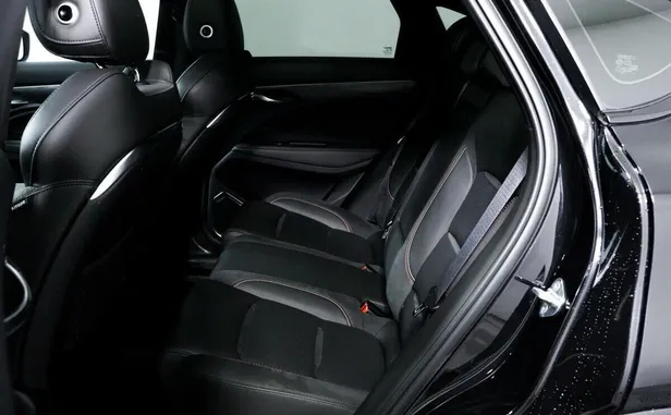 Geely Tugella
