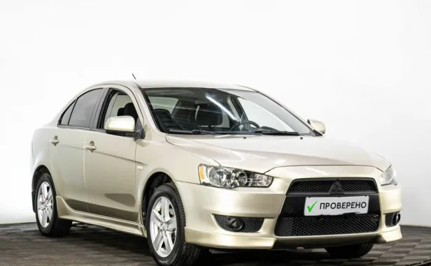 Mitsubishi Lancer