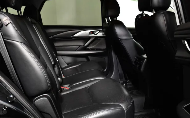 Mazda CX-9