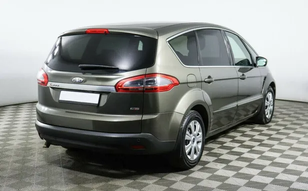 Ford S-MAX