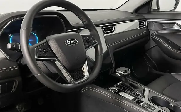 JAC J7