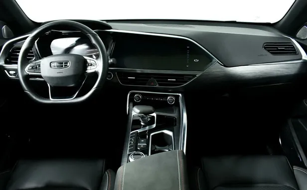 Geely Tugella