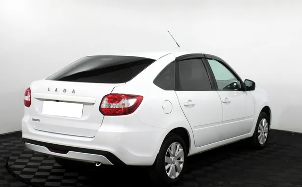 Lada (ВАЗ) Granta