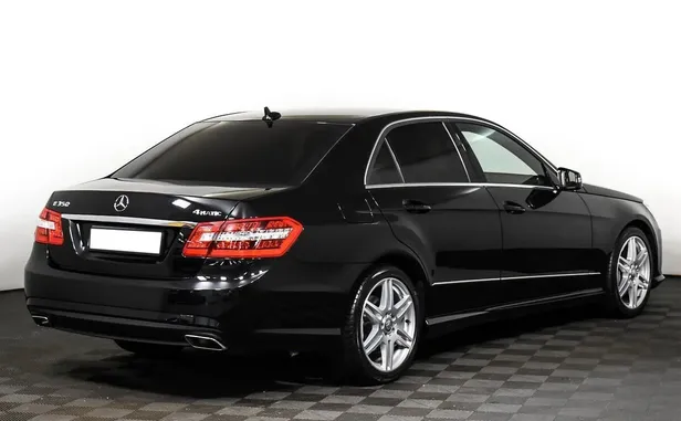 Mercedes-Benz E-Класс