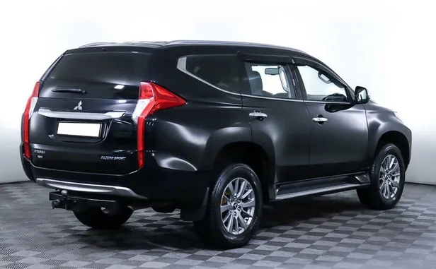 Mitsubishi Pajero Sport