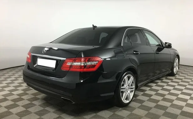 Mercedes-Benz E-Класс