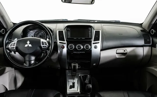 Mitsubishi Pajero Sport