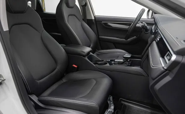 JAC J7