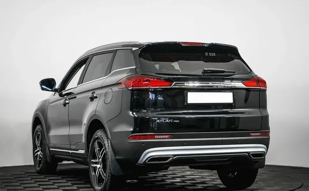 Geely Atlas Pro