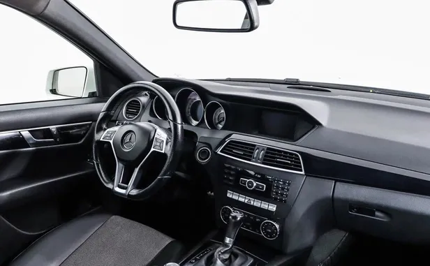 Mercedes-Benz C-Класс