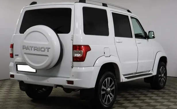 УАЗ Patriot