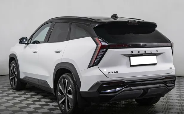 Geely Atlas