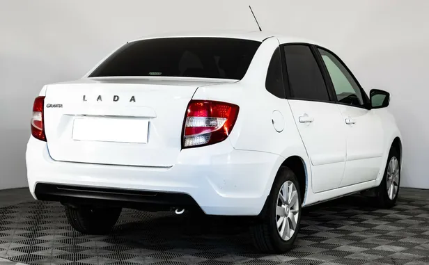 Lada (ВАЗ) Granta