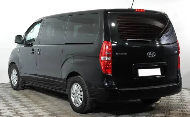 Hyundai H-1