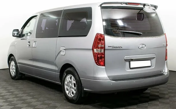 Hyundai Grand Starex