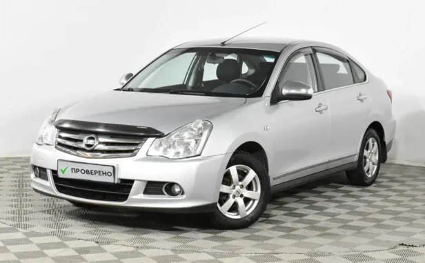 Nissan Almera