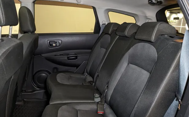 Nissan Qashqai+2