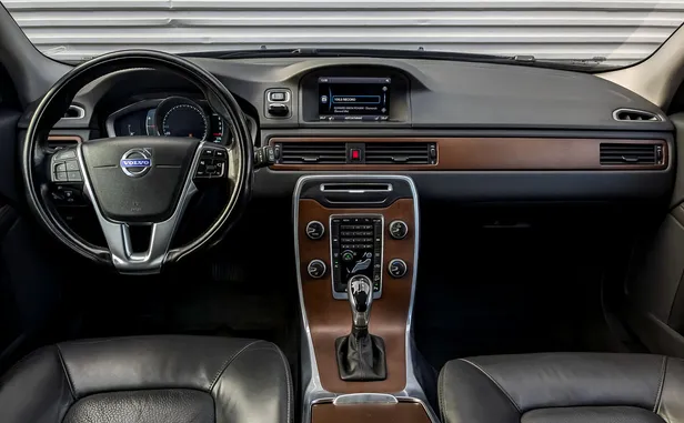 Volvo XC70