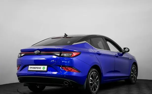 JAC J7