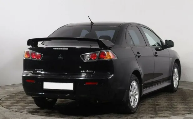 Mitsubishi Lancer