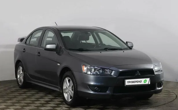 Mitsubishi Lancer
