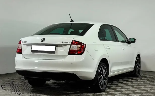 Skoda Rapid