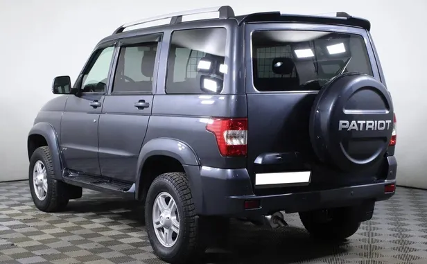 УАЗ Patriot