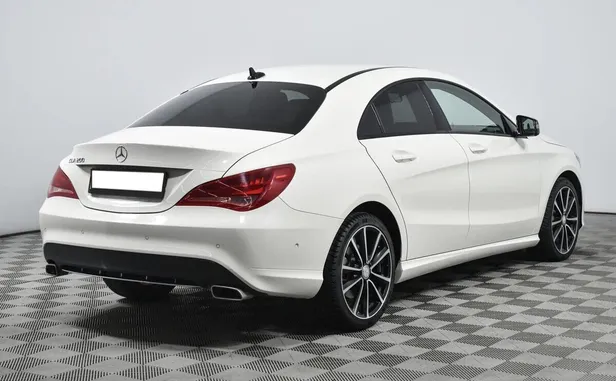 Mercedes-Benz CLA