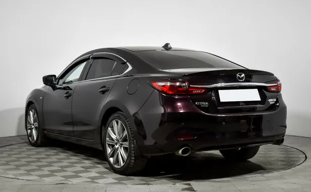 Mazda 6