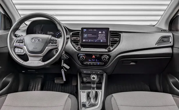 Hyundai Solaris