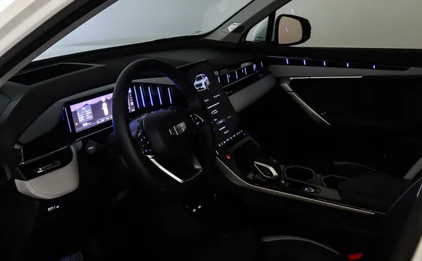 Geely Atlas