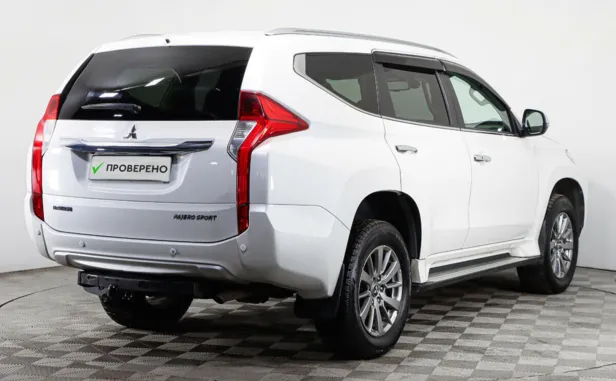 Mitsubishi Pajero Sport