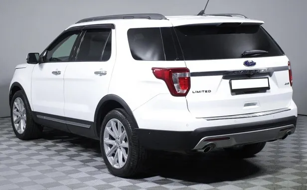 Ford Explorer