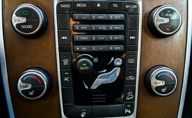 Volvo XC70