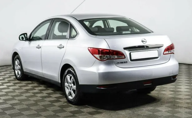 Nissan Almera