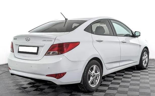 Hyundai Solaris