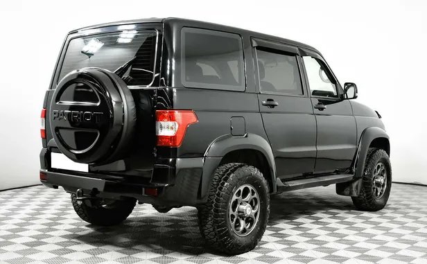 УАЗ Patriot