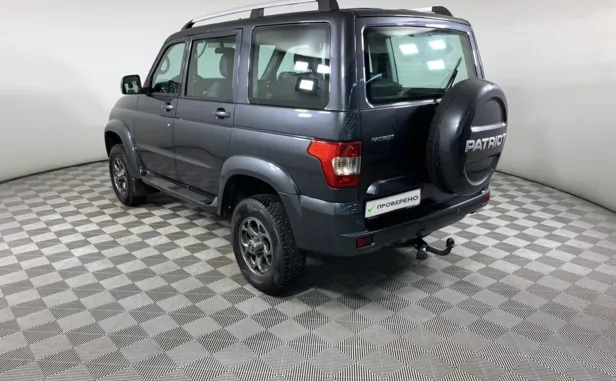 УАЗ Patriot