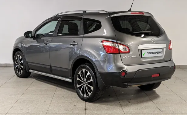 Nissan Qashqai+2
