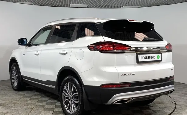 Geely Atlas Pro