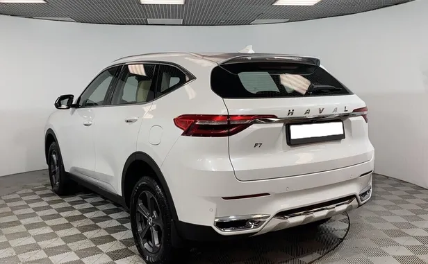 Haval F7
