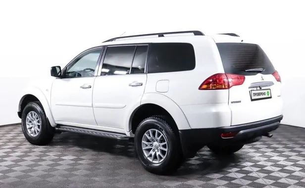 Mitsubishi Pajero Sport