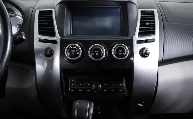 Mitsubishi Pajero Sport