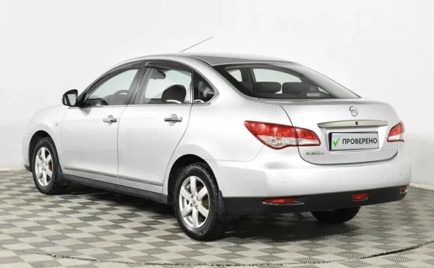 Nissan Almera