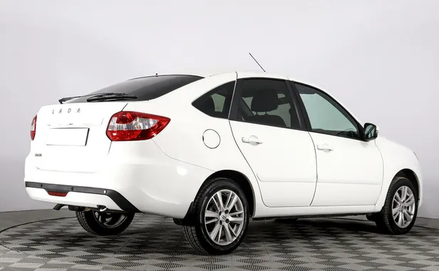 Lada (ВАЗ) Granta