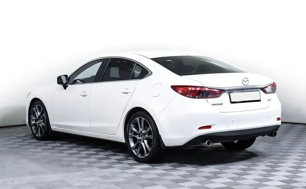 Mazda 6