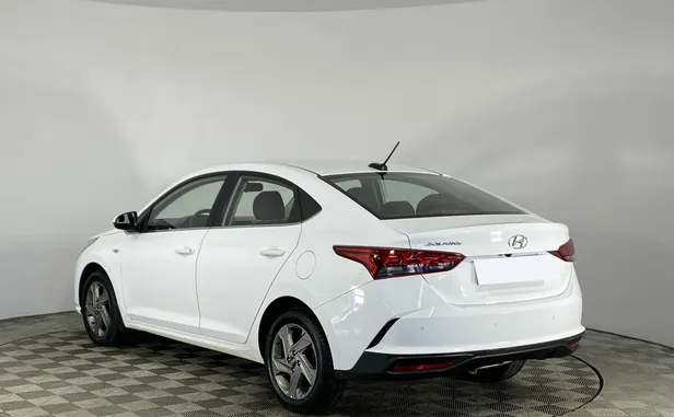 Hyundai Solaris