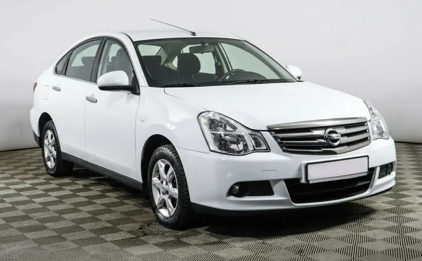 Nissan Almera