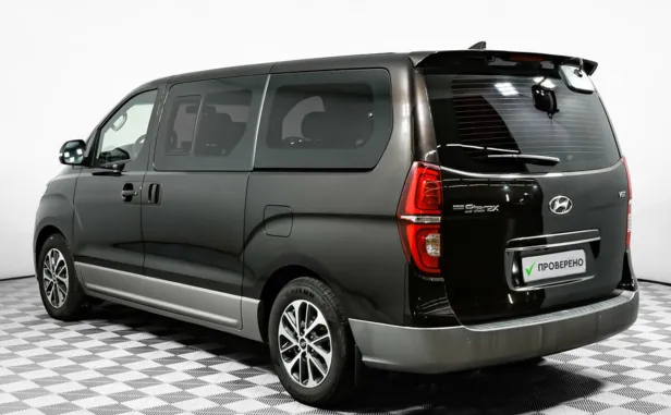 Hyundai Grand Starex