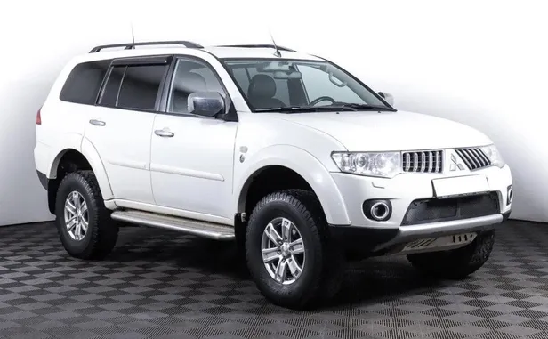 Mitsubishi Pajero Sport